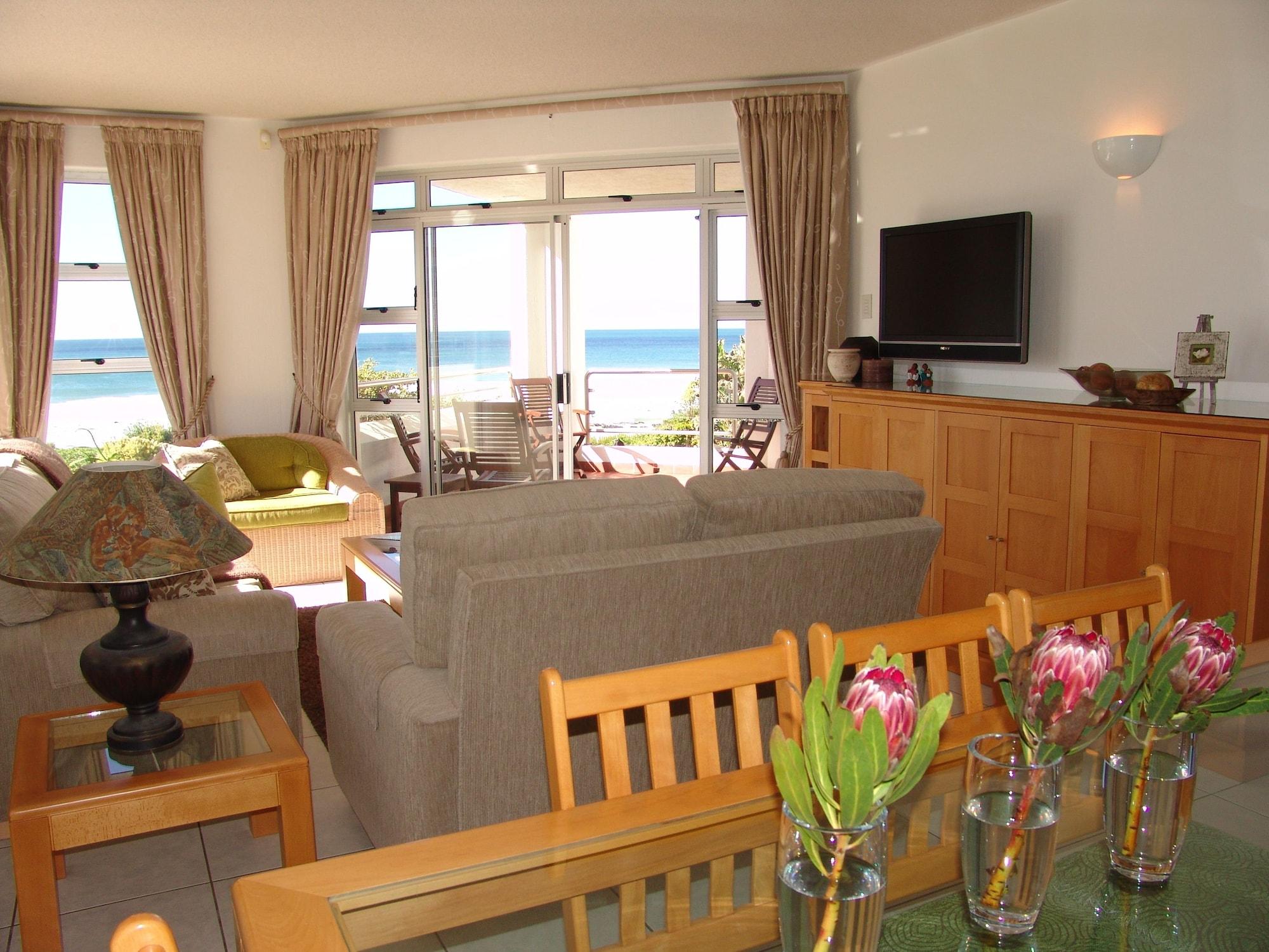 Diaz 15 House On The Bay Hotel Джефрис Бей Екстериор снимка