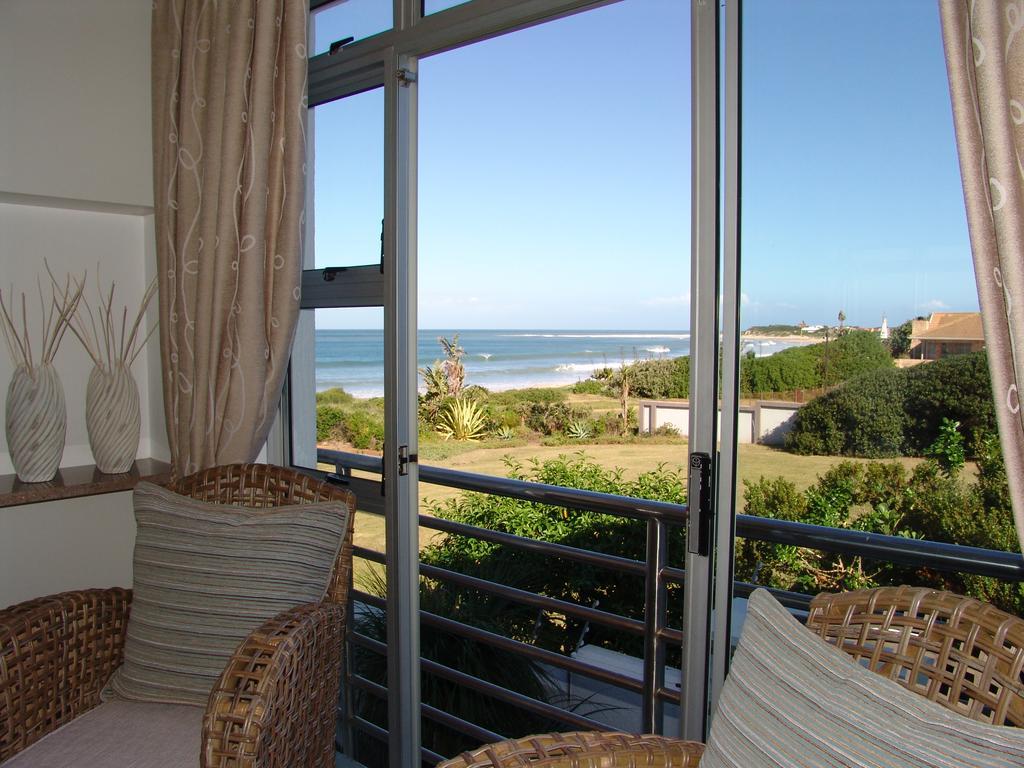 Diaz 15 House On The Bay Hotel Джефрис Бей Екстериор снимка