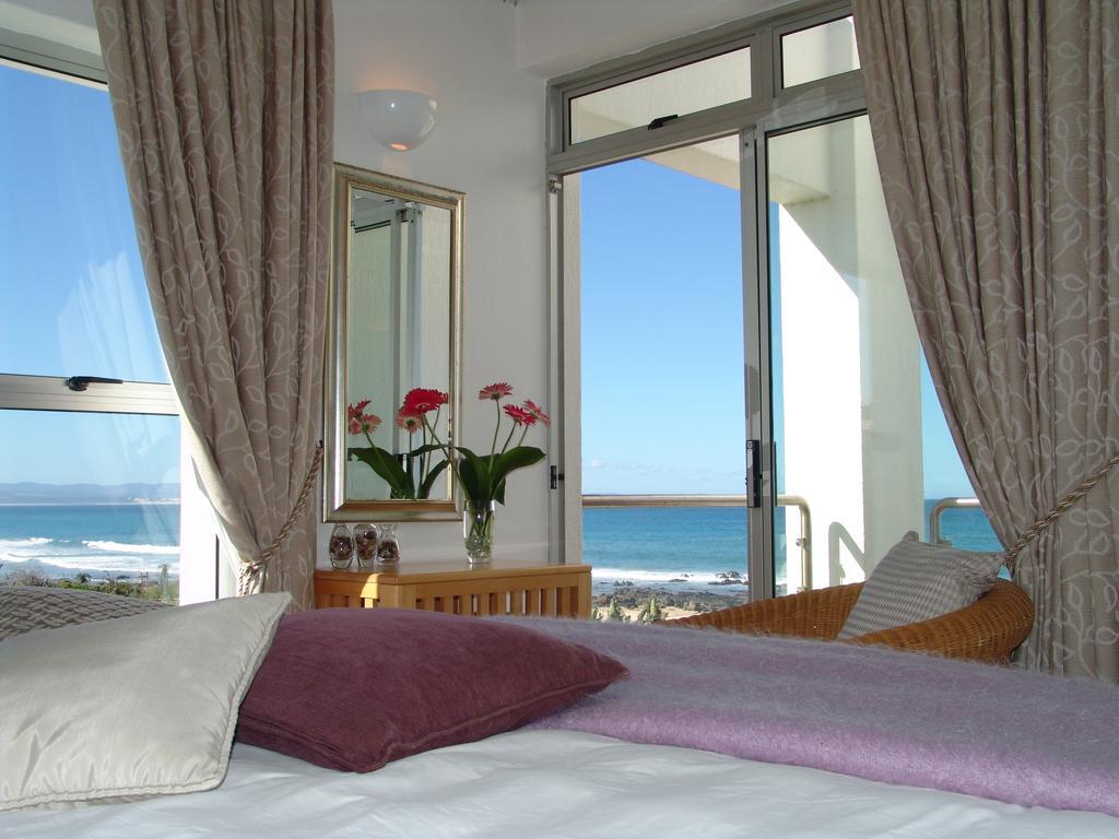 Diaz 15 House On The Bay Hotel Джефрис Бей Екстериор снимка